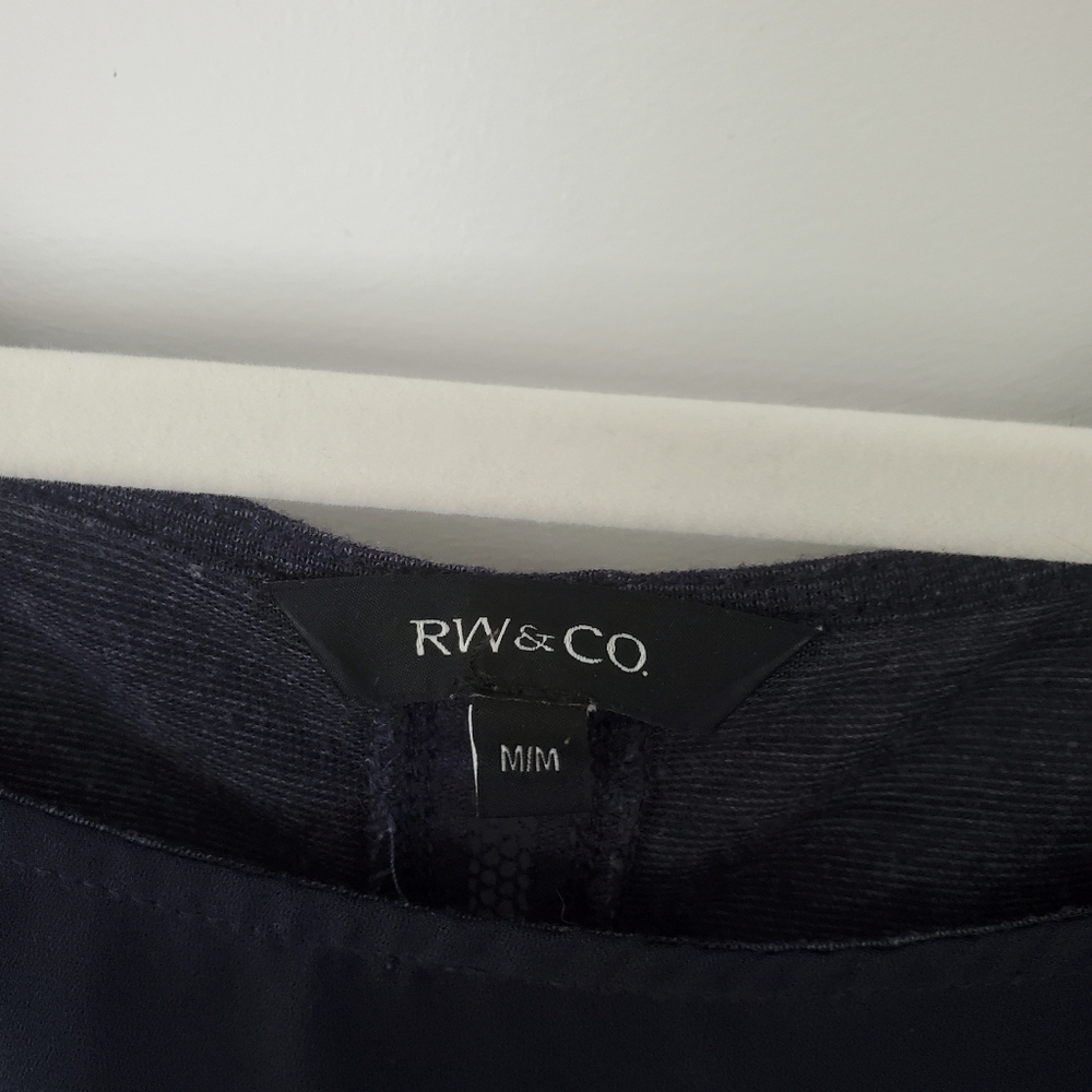Flowy Tee - Picture 4 of 5